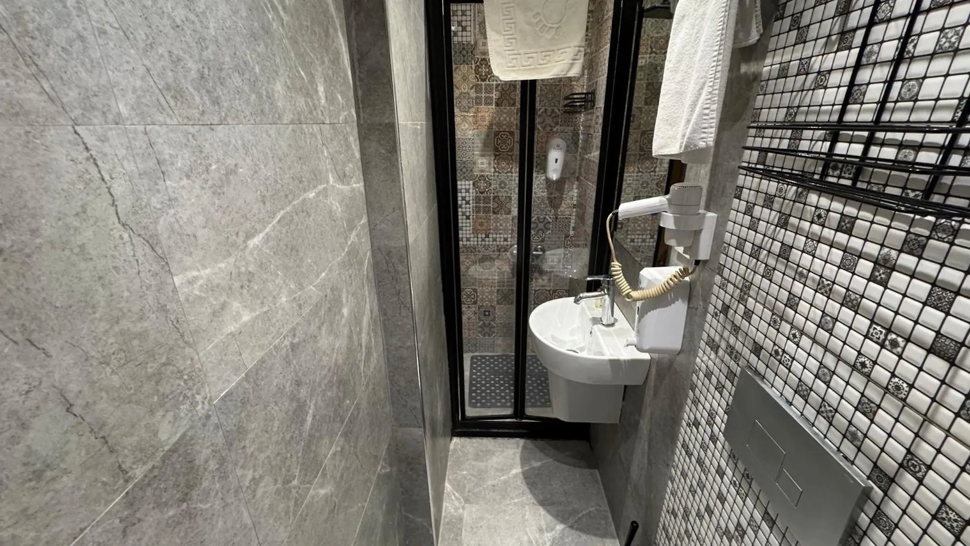 Nova Park Suite Hotel-Bomonti Istanbul Hotel